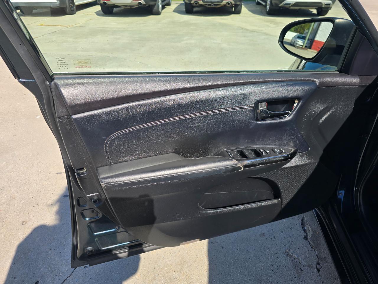 Toyota Avalon 4dr Sdn XLE Premium (Natl) 2016