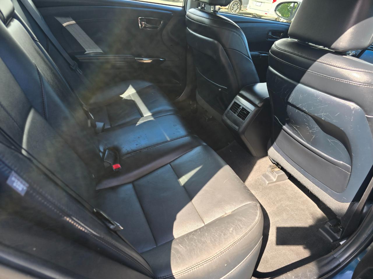 Toyota Avalon 4dr Sdn XLE Premium (Natl) 2016