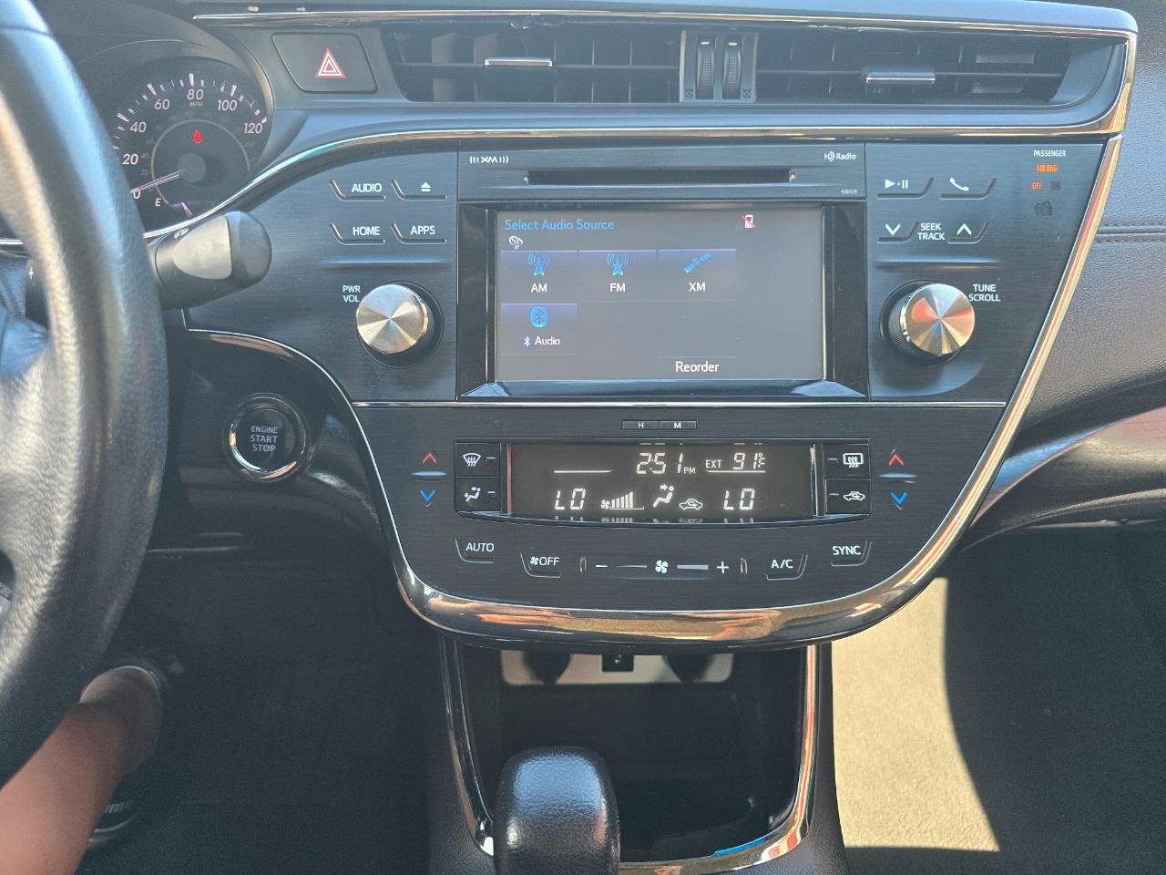 Toyota Avalon 4dr Sdn XLE Premium (Natl) 2016