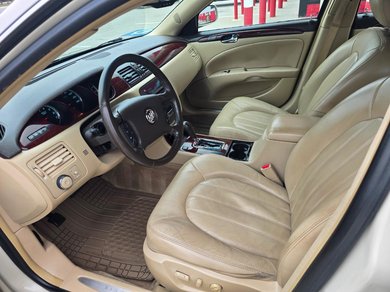 Buick Lucerne 4dr Sdn CXL-3 *Ltd Avail* 2010
