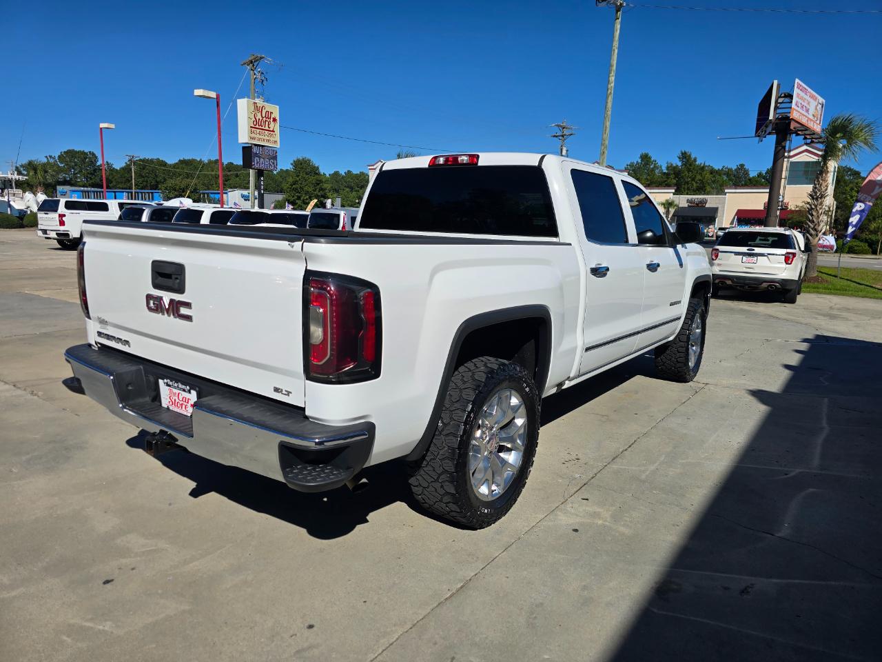 GMC Sierra 1500 4WD Crew Cab 143.5" SLT 2017