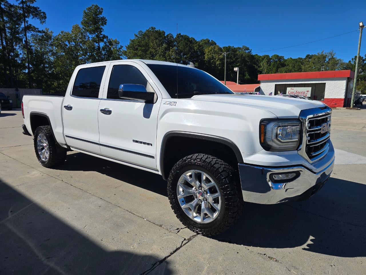 GMC Sierra 1500 4WD Crew Cab 143.5" SLT 2017