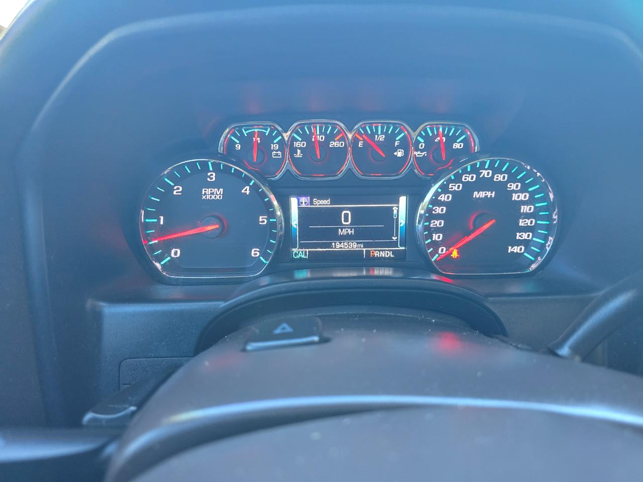 GMC Sierra 1500 4WD Crew Cab 143.5" SLT 2017