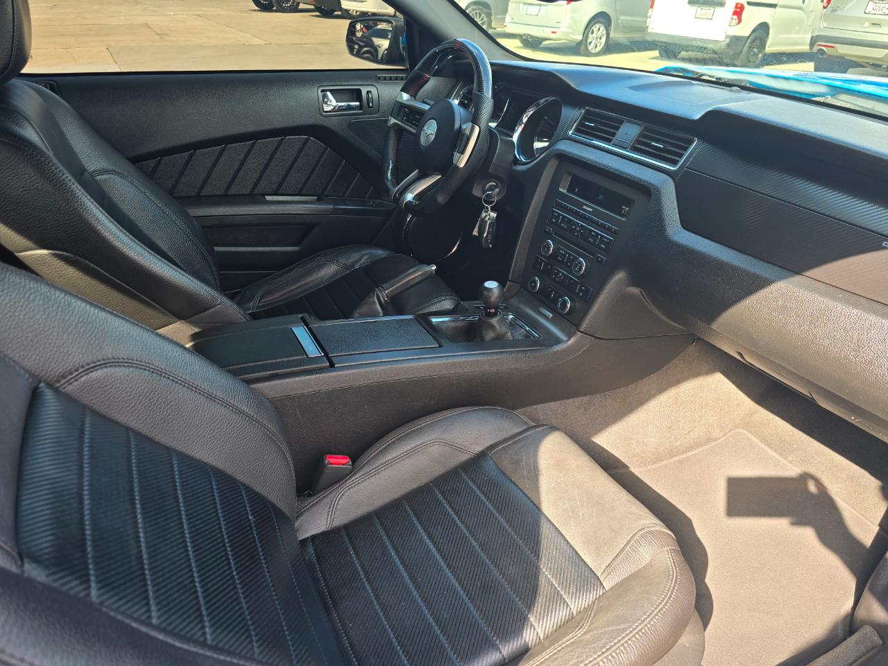 Ford Mustang 2dr Cpe GT 2011