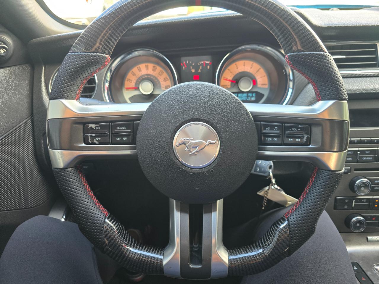 Ford Mustang 2dr Cpe GT 2011