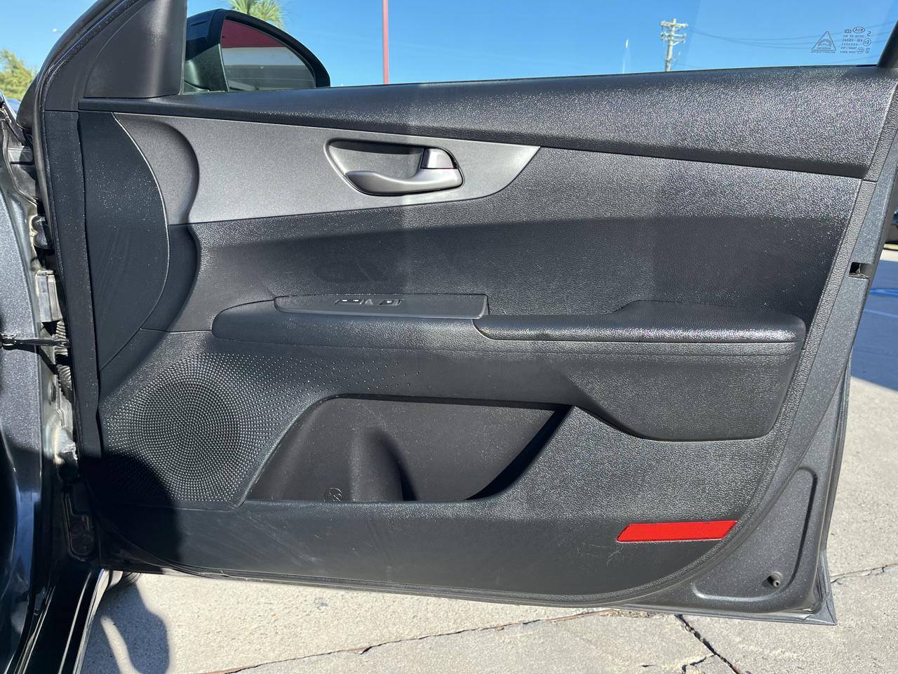 Kia Forte LXS IVT 2019