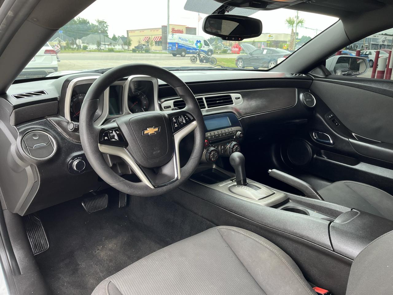 Chevrolet Camaro 2dr Cpe 1LT 2012