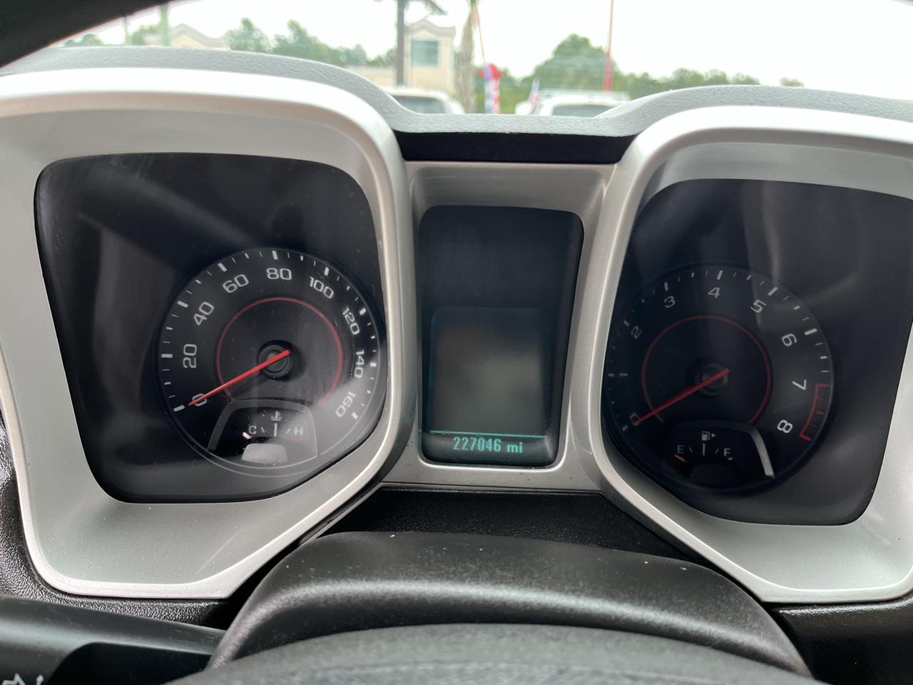 Chevrolet Camaro 2dr Cpe 1LT 2012