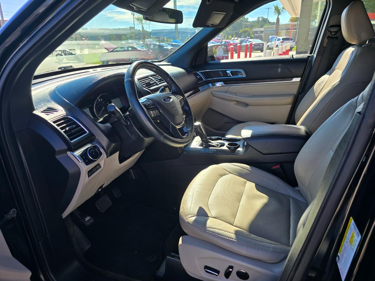 Ford Explorer Limited FWD 2018