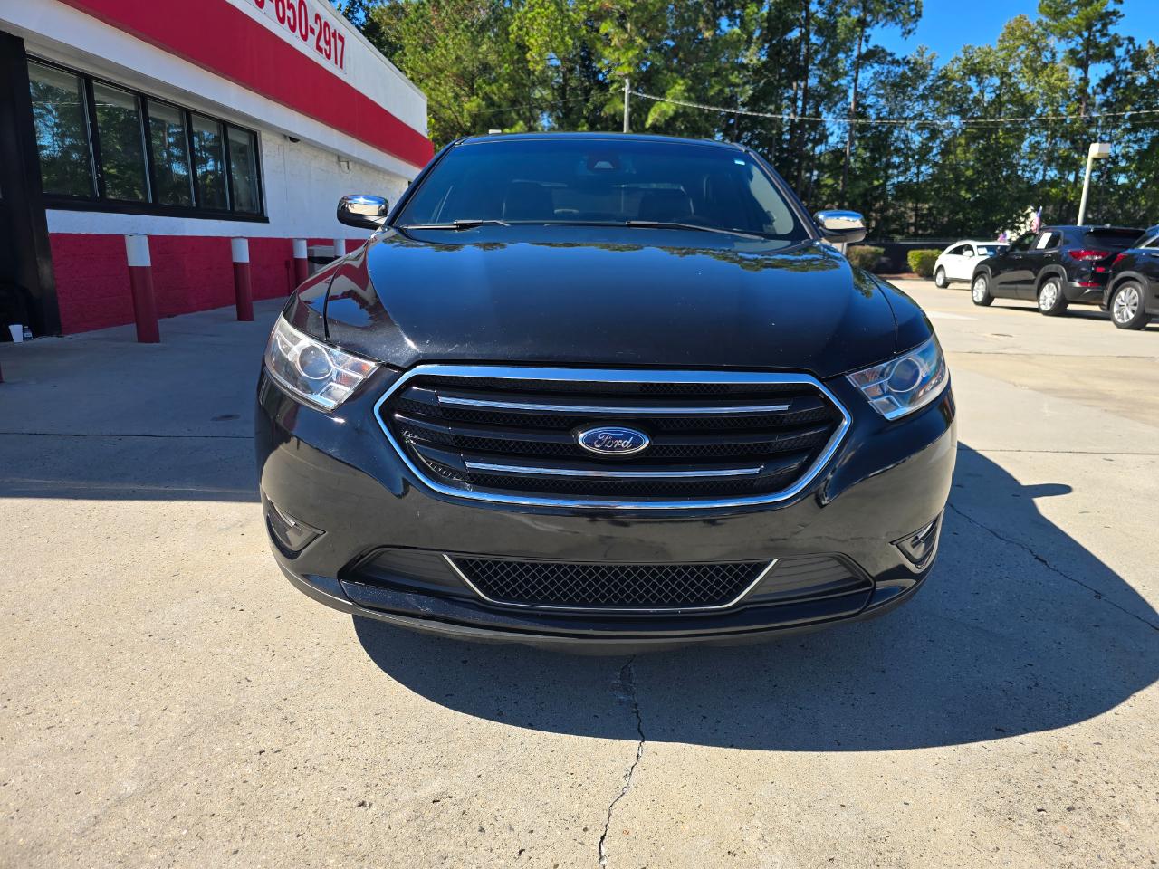 Ford Taurus Limited FWD 2017