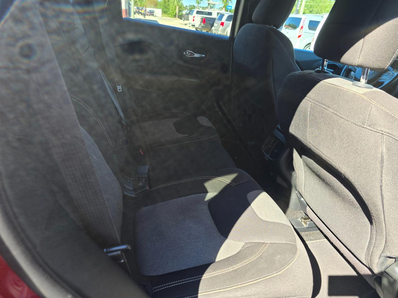 Jeep Cherokee 4WD 4dr Latitude 2014