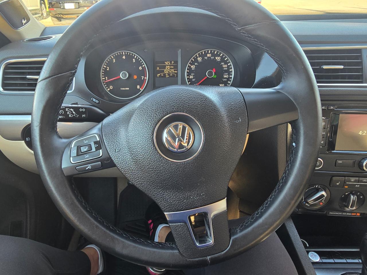 Volkswagen Jetta Sedan 4dr Auto SEL 2013