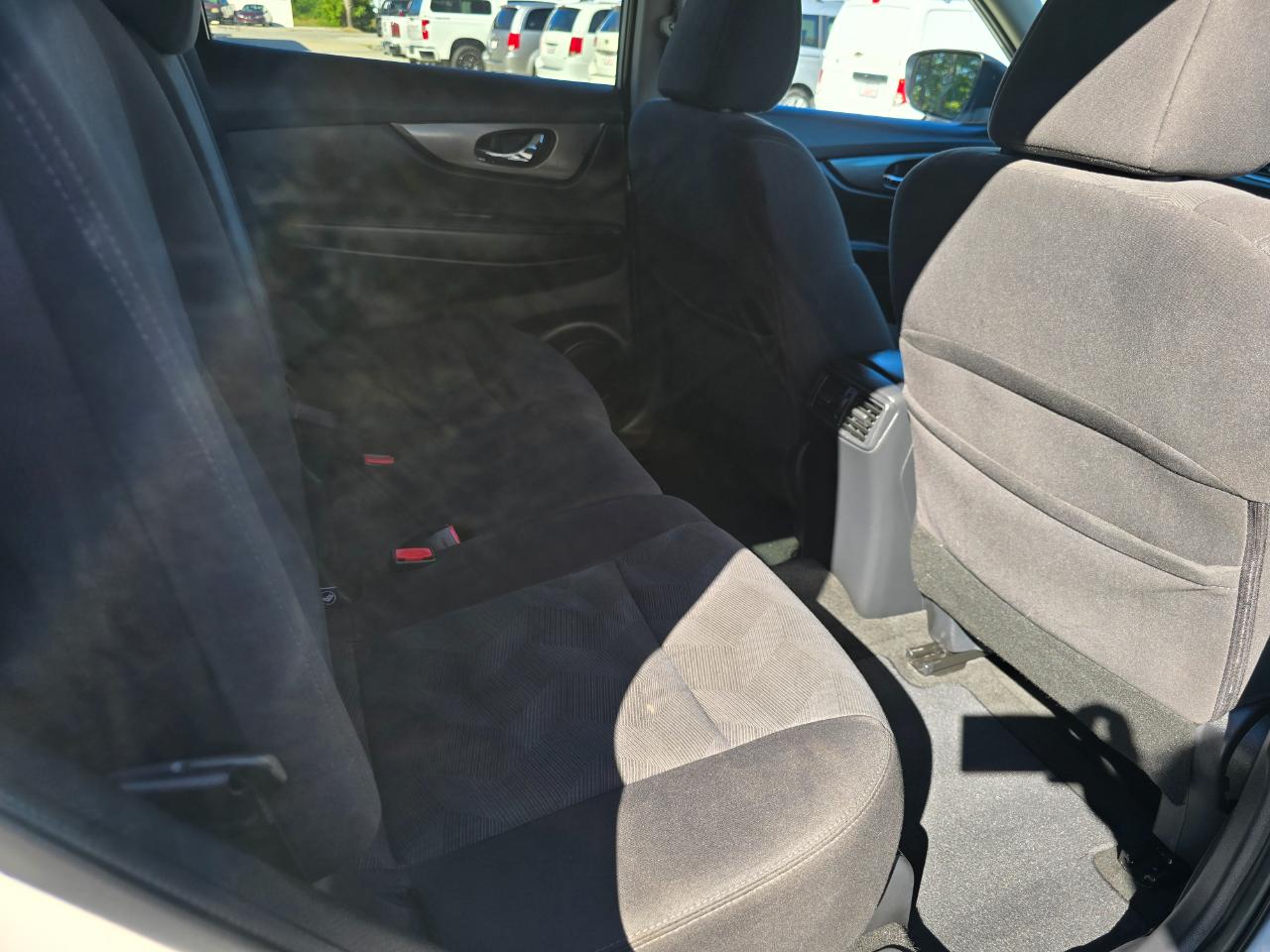 Nissan Rogue AWD 4dr SV 2016