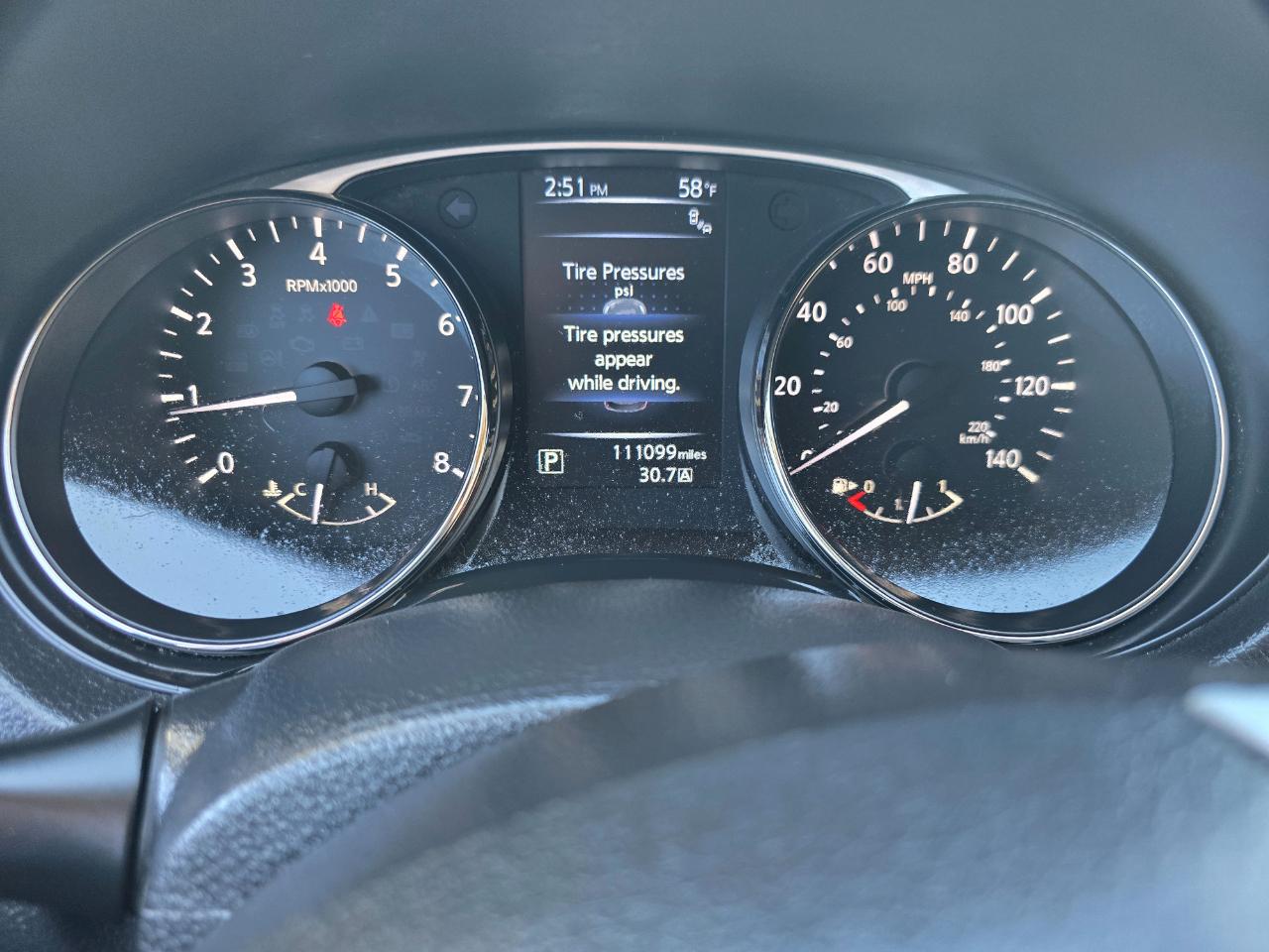 Nissan Rogue AWD 4dr SV 2016