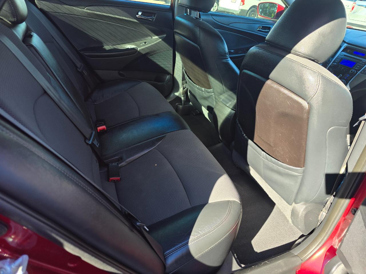 Hyundai Sonata 4dr Sdn 2.4L Auto SE 2013