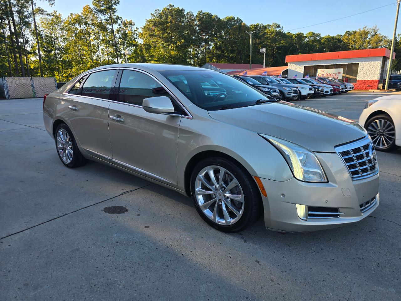 Cadillac XTS 4dr Sdn Luxury FWD 2014