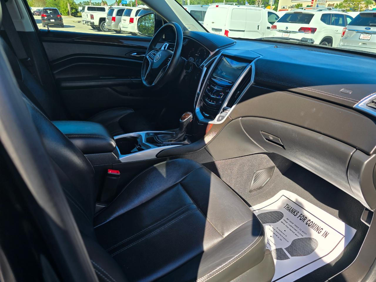 Cadillac SRX FWD 4dr Performance Collection 2016