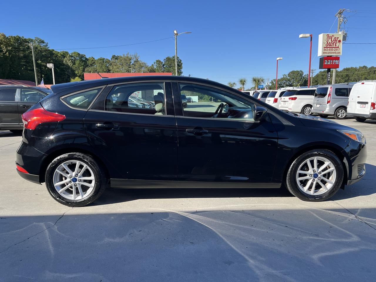 Ford Focus SE Hatch 2018