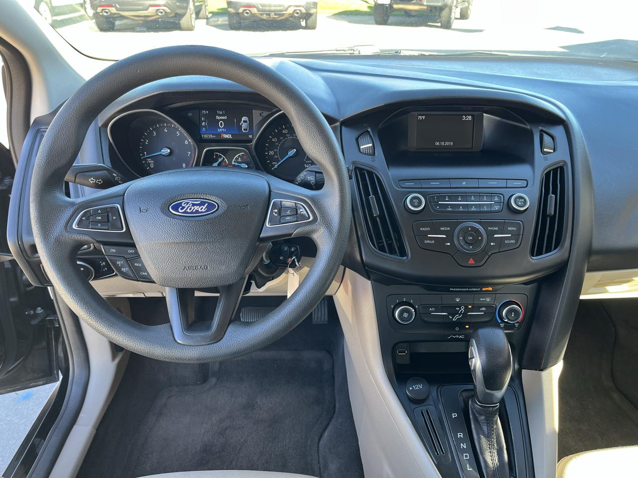 Ford Focus SE Hatch 2018
