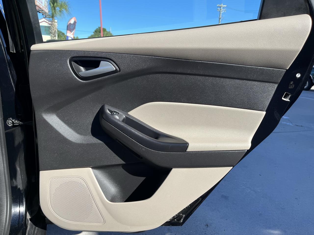 Ford Focus SE Hatch 2018