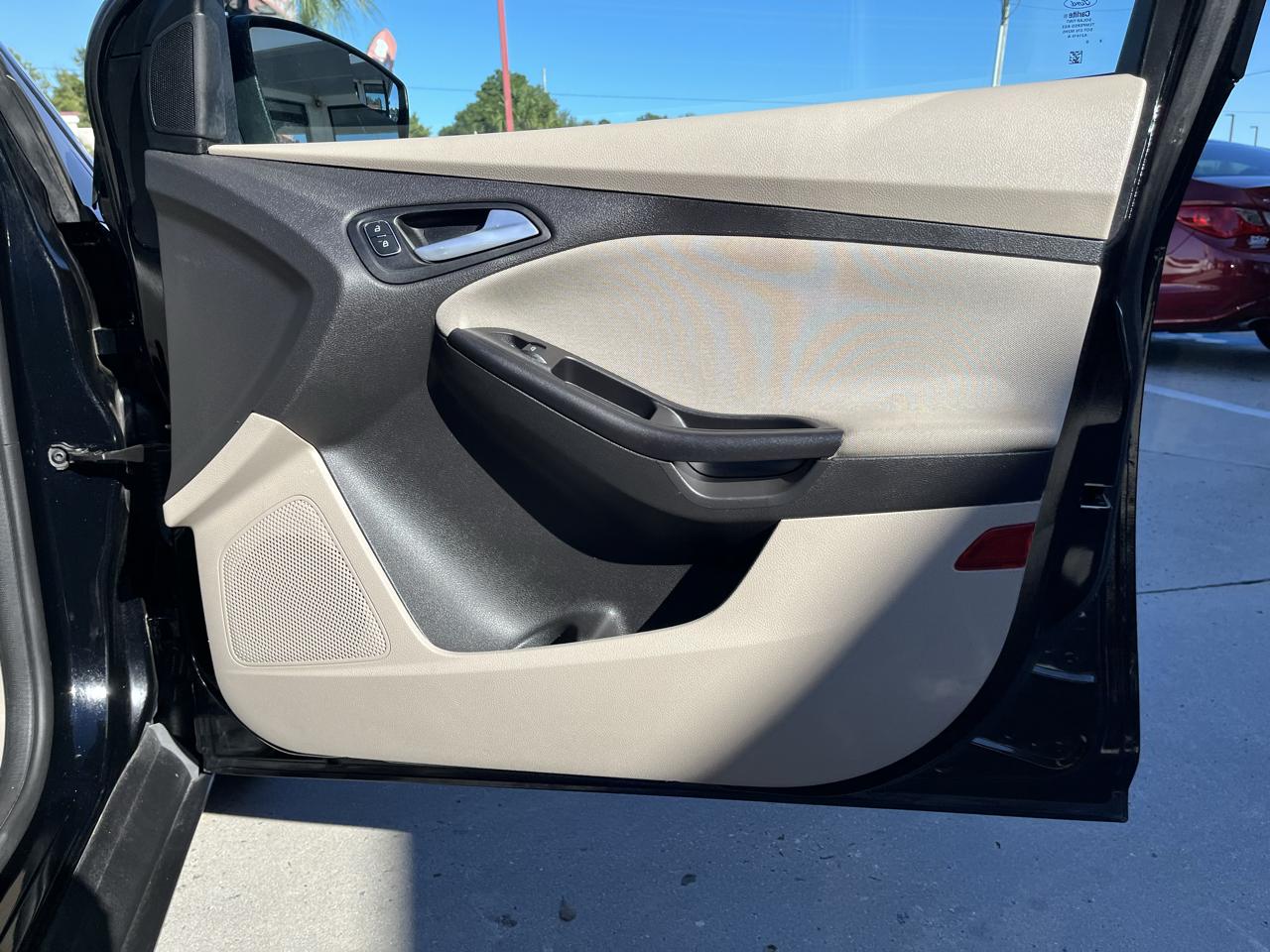 Ford Focus SE Hatch 2018