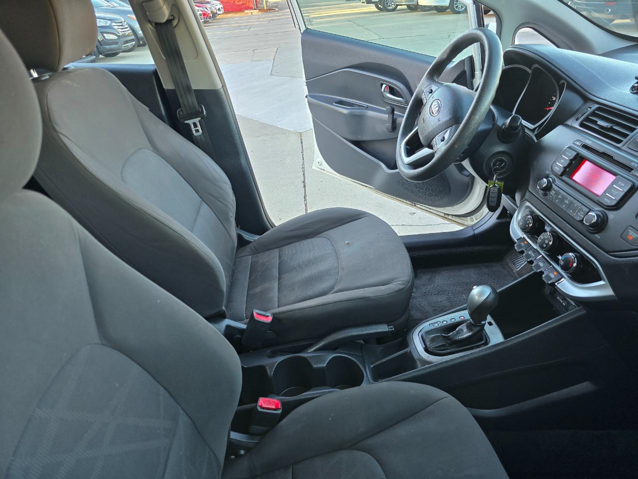 Kia Rio 4dr Sdn Auto LX 2015