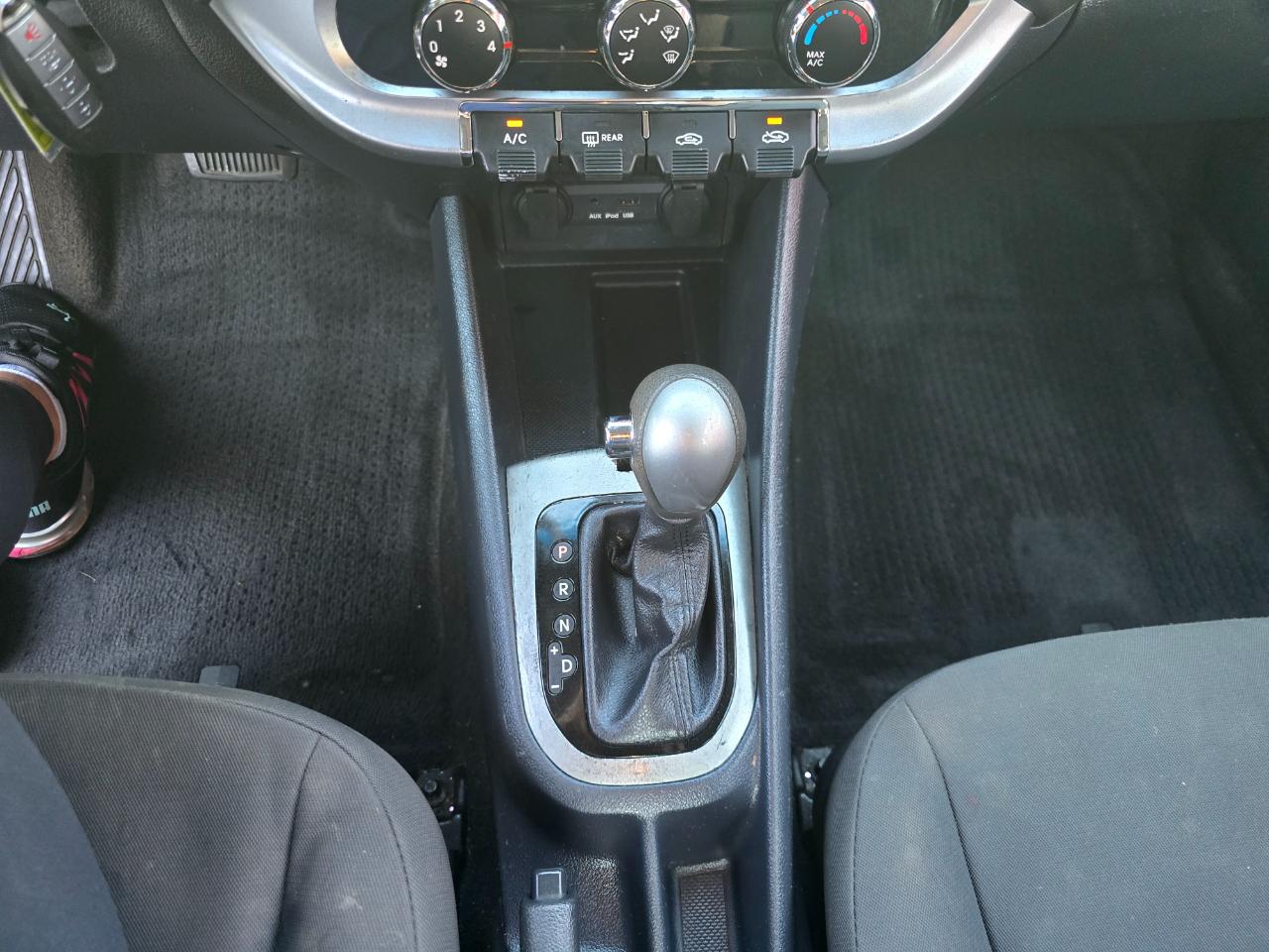 Kia Rio 4dr Sdn Auto LX 2015