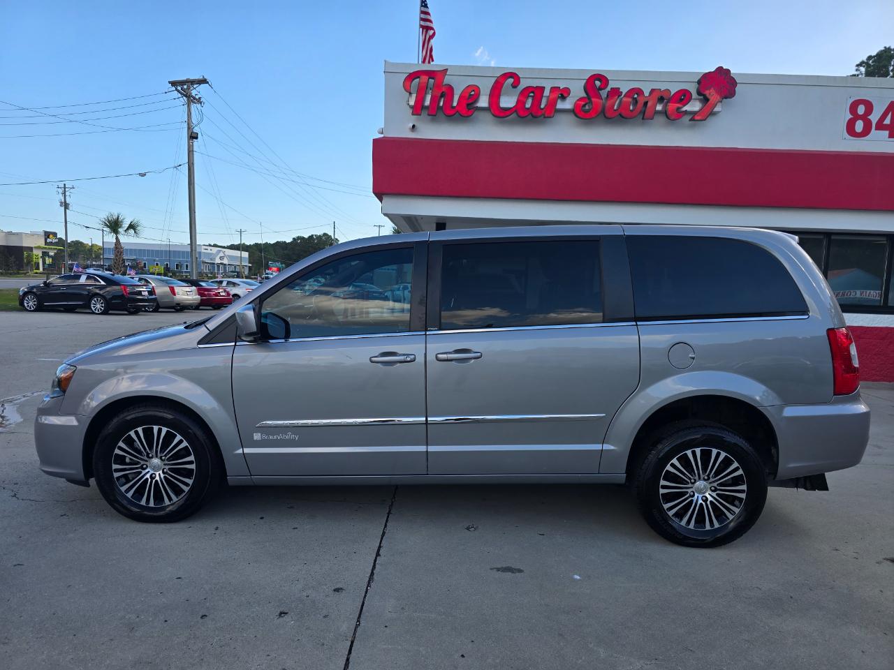 Chrysler Town & Country 4dr Wgn S 2014