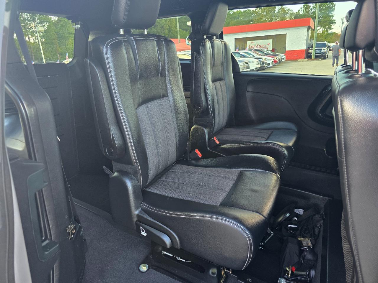 Chrysler Town & Country 4dr Wgn S 2014