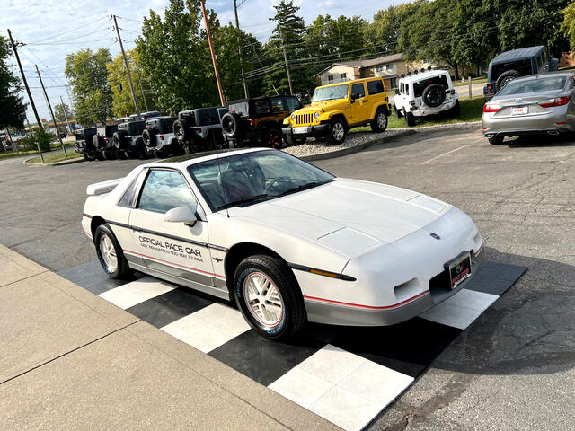 1984 Pontiac Fiero SE or Indy