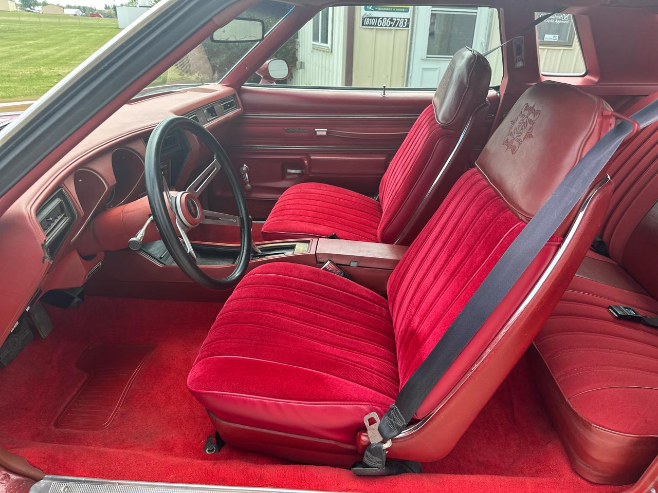 Oldsmobile Cutlass  1977
