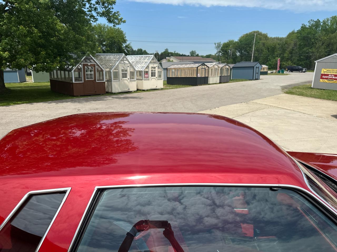 Oldsmobile Cutlass  1977