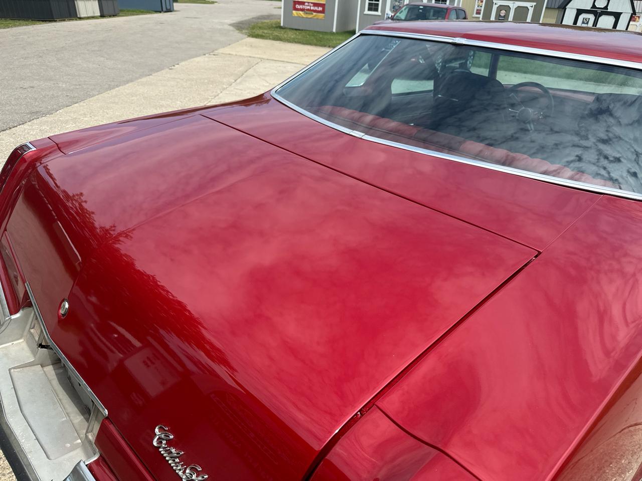 Oldsmobile Cutlass  1977