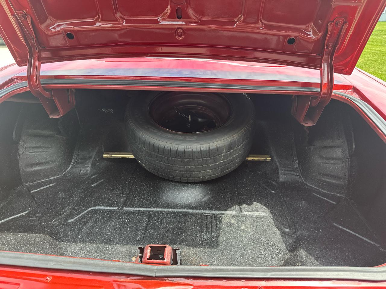 Oldsmobile Cutlass  1977