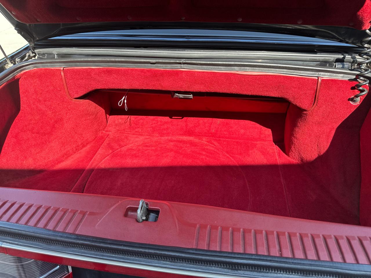 Cadillac Allante' 2dr Coupe Convertible 1989
