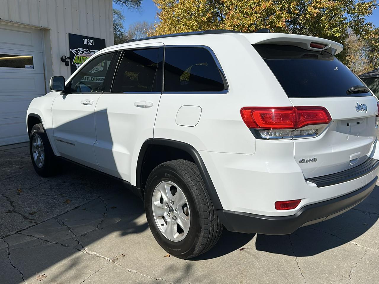 Jeep Grand Cherokee 4WD 4dr Laredo 2015