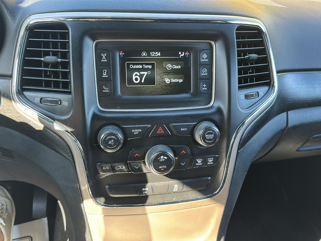 Jeep Grand Cherokee 4WD 4dr Laredo 2015