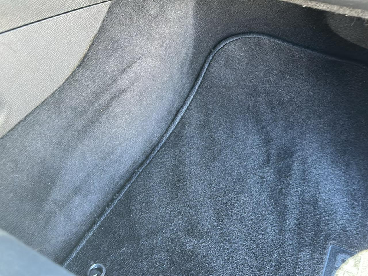 Jeep Grand Cherokee 4WD 4dr Laredo 2015