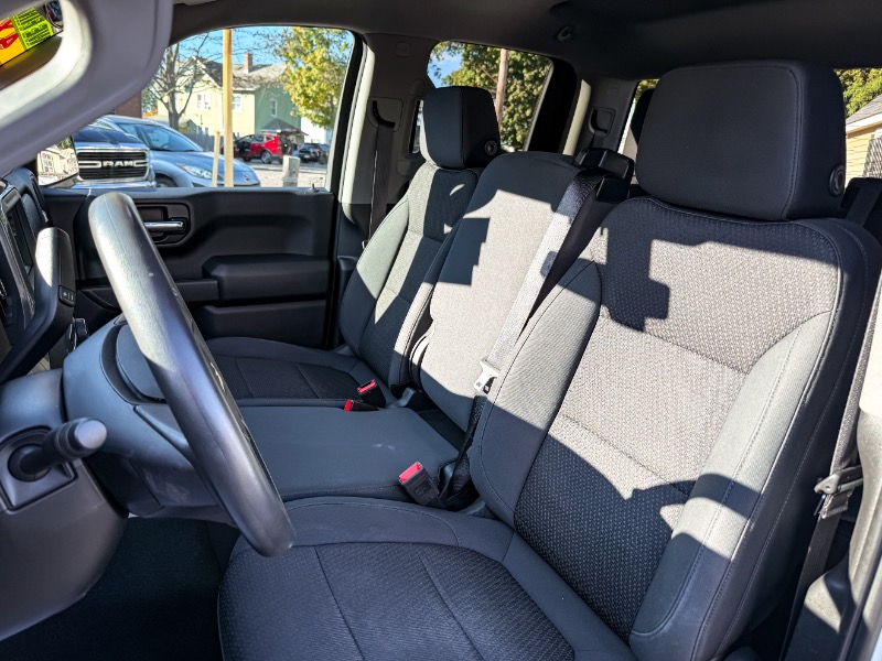 Chevrolet Silverado 1500 Custom Double Cab 4WD 2019 Chevrolet Silverado 1500 Custom Double Cab 4WD 2019