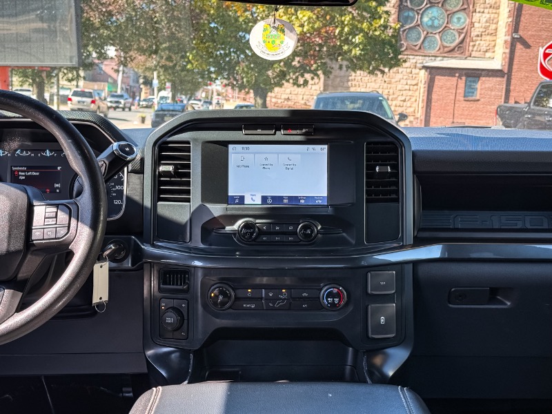 Ford F-150 STX 4WD SuperCrew 5.5' Box 2022 Ford F-150 STX 4WD SuperCrew 5.5' Box 2022