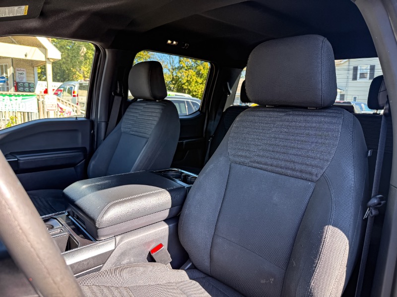 Ford F-150 STX 4WD SuperCrew 5.5' Box 2022 Ford F-150 STX 4WD SuperCrew 5.5' Box 2022