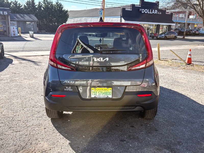 Kia Soul LX CVT 2022