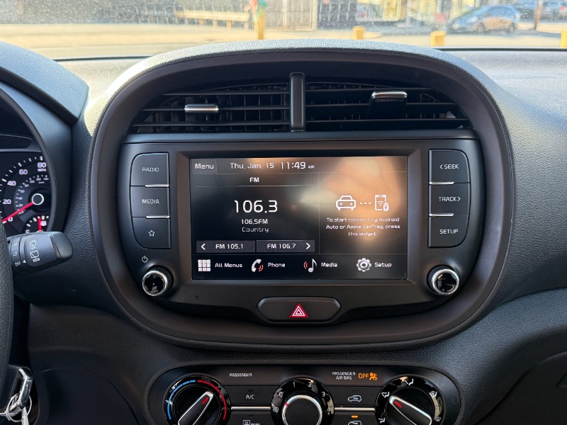 Kia Soul LX CVT 2022