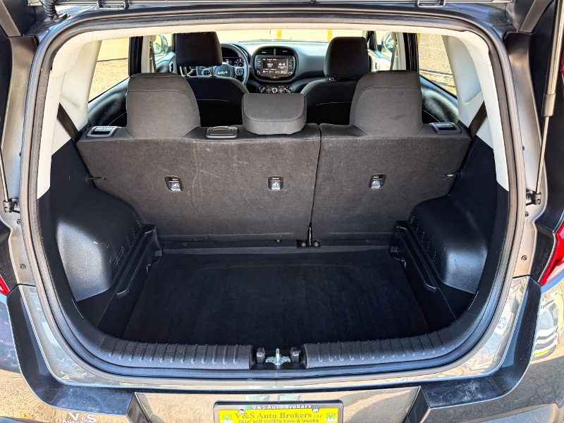 Kia Soul LX CVT 2022