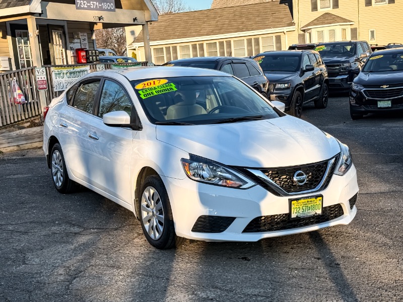 Nissan Sentra S 6MT 2017