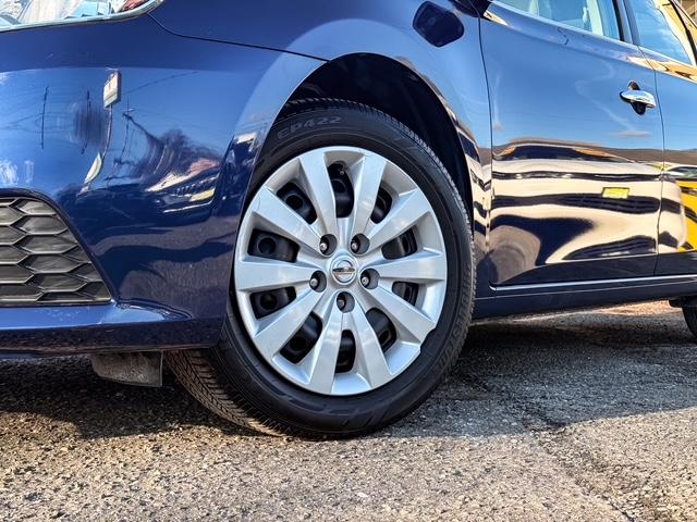 Nissan Sentra S 6MT 2017