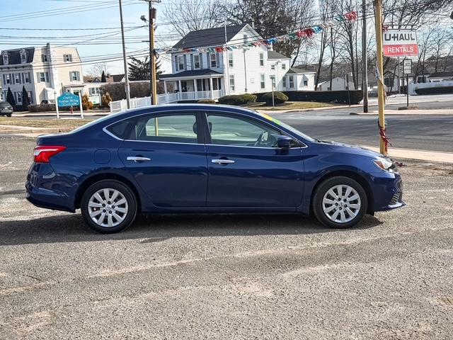 Nissan Sentra S CVT 2017