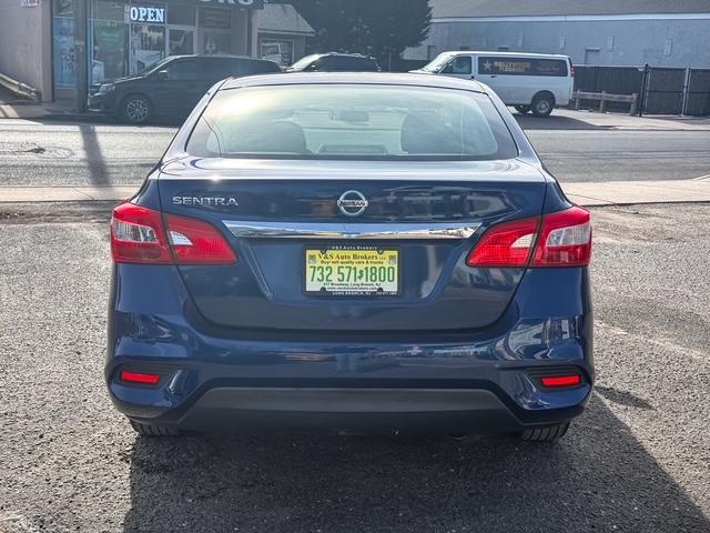 Nissan Sentra S CVT 2017
