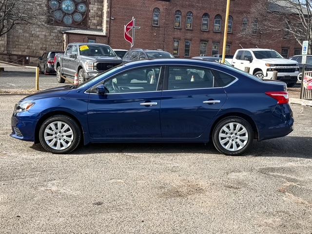 Nissan Sentra S CVT 2017