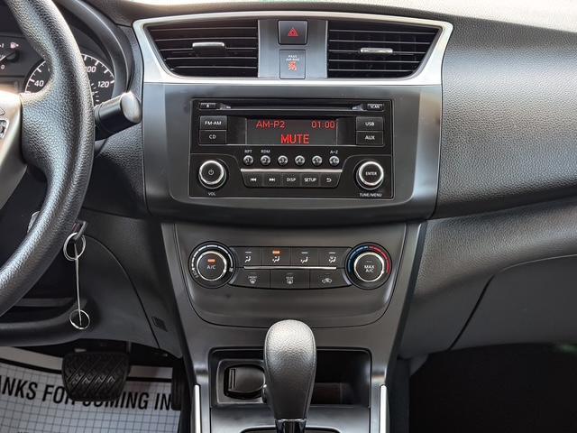 Nissan Sentra S CVT 2017